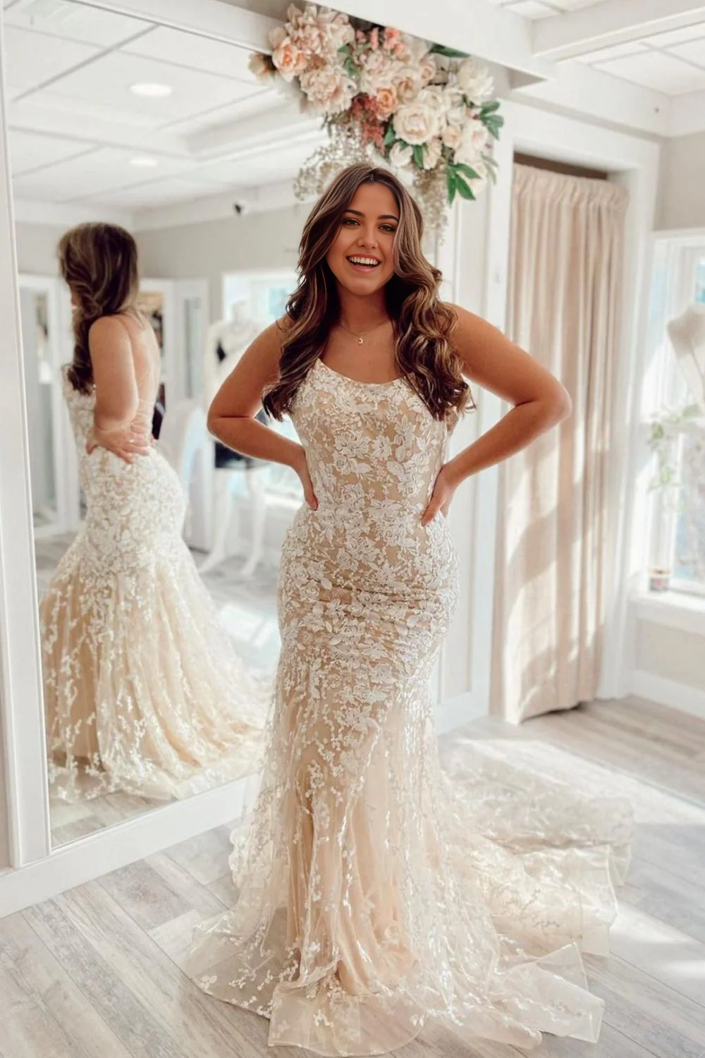 Mermaid Spaghetti Straps Champagne Long evening gowns Prom Dress with Appliques